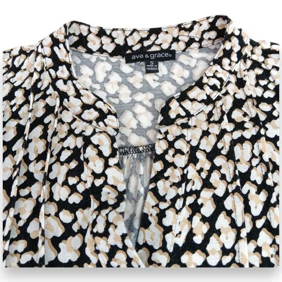 AVA & GRACE-Women's Pleated 3/4 Sleeve-SMALL-Floral-Black with White-Tan Flowers - Picture 10 of 12